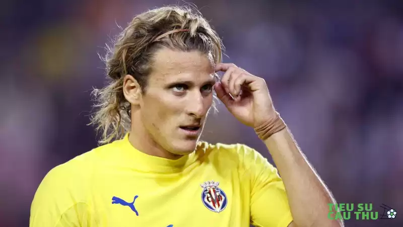 cau-thu-diego-forlan
