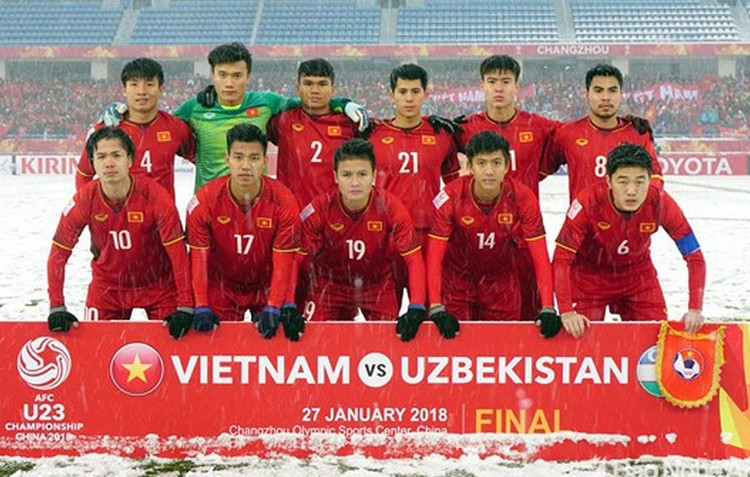 Tiểu sử thủ môn Bùi Tiến Dũng