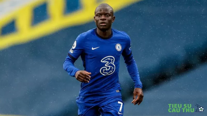 Kanté gia nhập Leicester City vào năm 2015 với mức phí chuyển nhượng 8 triệu euro