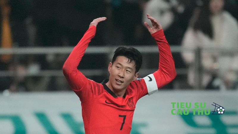 Son Heung-Min trong màu áo ĐTQG