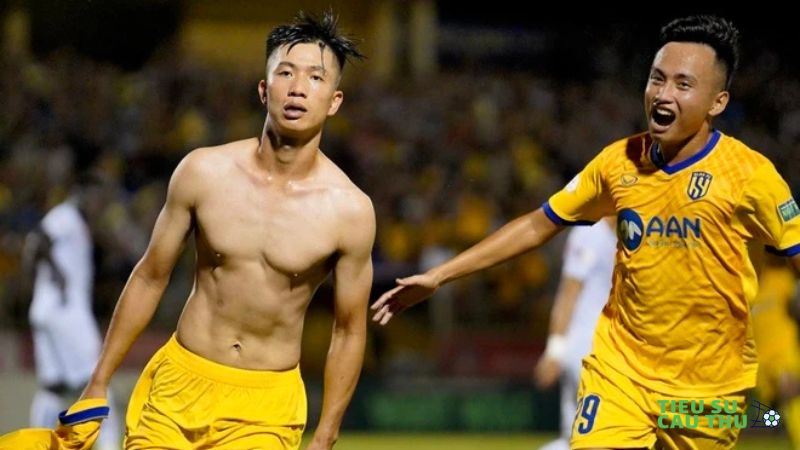Cầu thủ Phan Văn Đức