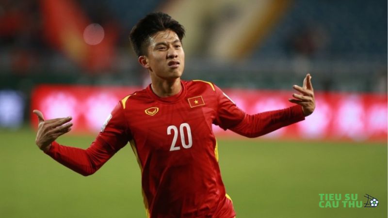 Tiểu sử cầu thủ Phan Văn Đức